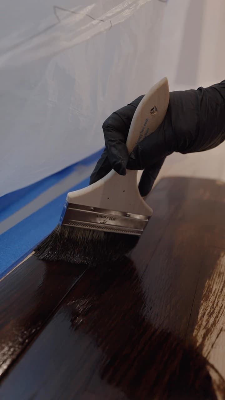 Nothing more satisfying than watching the stain bring the wood back to life. 😍 That color change never gets old.